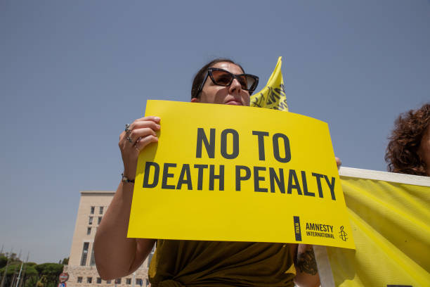 How many countries still have the death penalty?